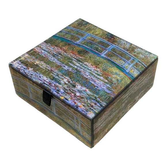 Beveled Glass Keepsake Box - Artist Monet - Bridge Over a Pond of Water Lilies - Picture 5 of 5